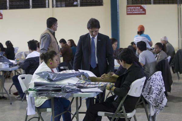 TSE iniciará revisión de actas solicitada por Xiomara Castro