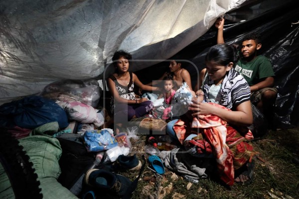 Insomnio, miedo y llanto: amargas noches en los refugios de la calle