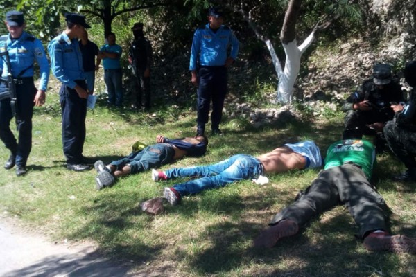 Los capturan por robarle los celulares a pasajeros de bus en Tegucigalpa