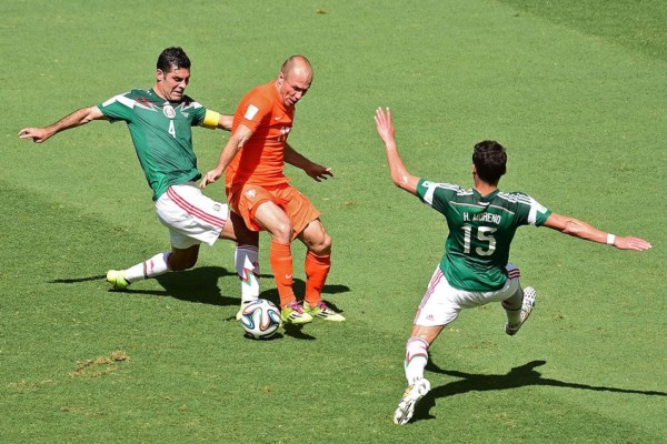 Video: El penal claro que no le cobraron a Robben