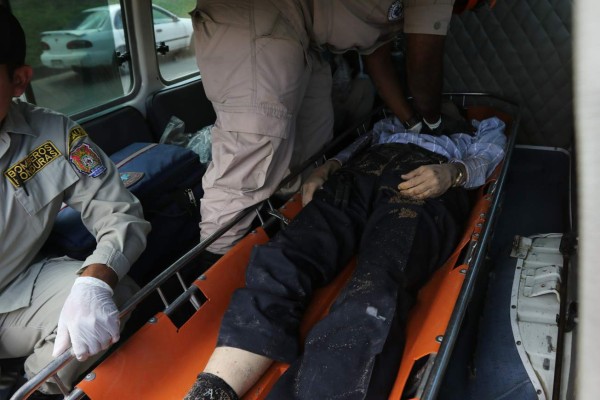 Médico es velado en el centro de salud que dirigía