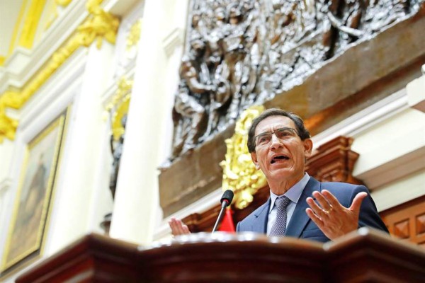 El Congreso peruano destituye al presidente Martín Vizcarra