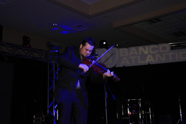 Fiesta musical, arte y talento