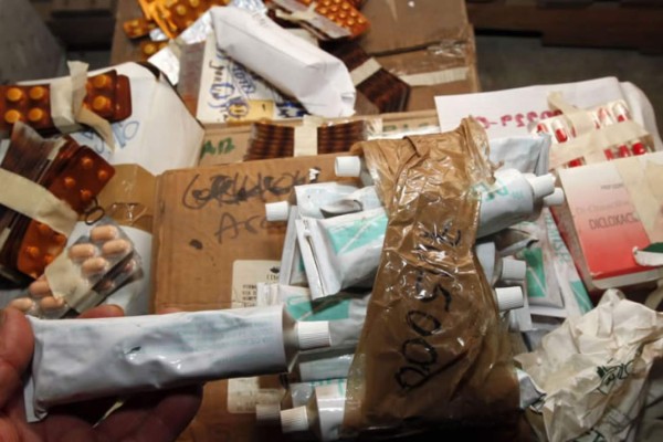 Decomisan medicamentos adulterados y de contrabando en Comayagüela