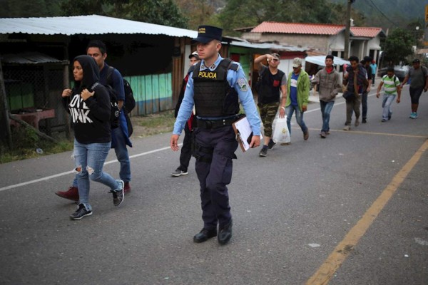 Segunda caravana de hondureños pasó a Guatemala con el sueño de llegar a EEUU
