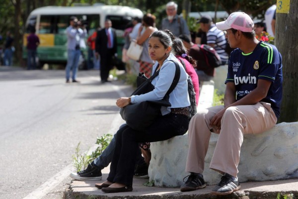 Algunos usuarios esperaron jalón.