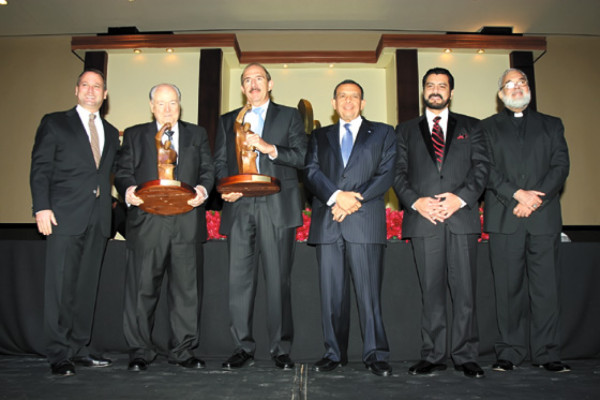 Confiar en Honduras piden en El Forjador 2010