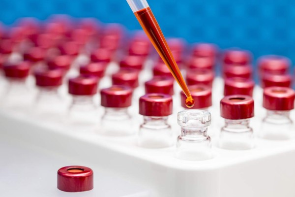 Terapias con anticuerpos duplican esperanza de vida a pacientes con leucemia