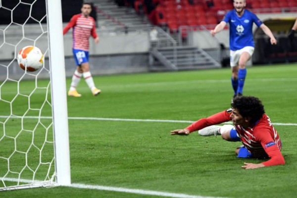 Granada hace historia y clasifica a cuartos de final de la Europa League