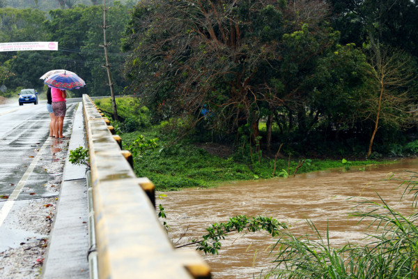 Lluvias dejan inundaciones en 5 municipios de Cortés
