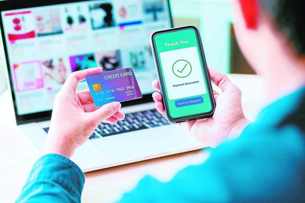 using smartphone and credit card online shopping