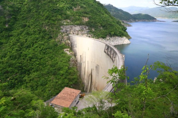 Alerta en represa El Cajón por falta de lluvias