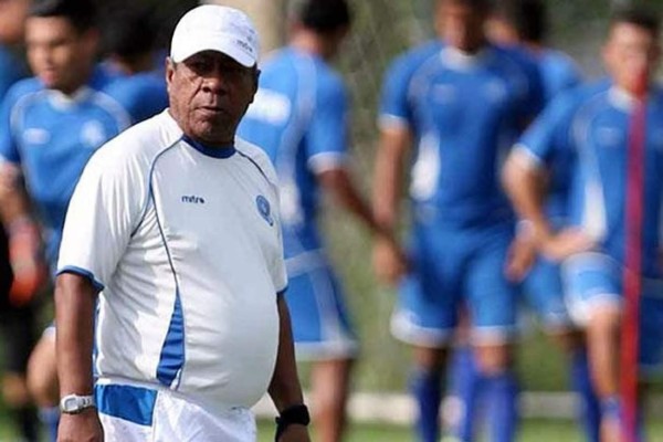 La suma que pide de premio 'Primitivo' si clasifica a El Salvador a la hexagonal