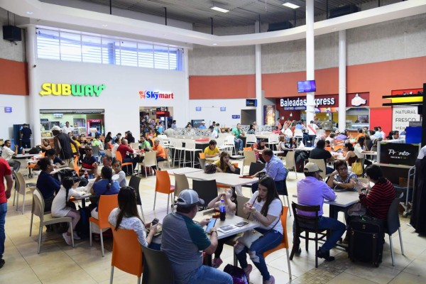 Tres empresas nacionales disputan los aeropuertos