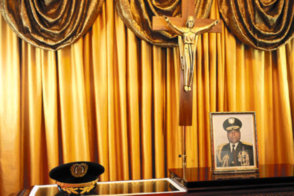 FF AA dan último adiós a coronel Jiménez