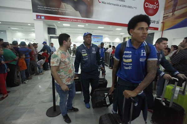 Seleccionados arriban a Honduras después de su gira asiática