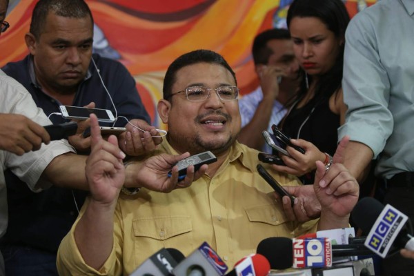 Narcos deben ser excluidos de planillas de partidos políticos: Omar Rivera