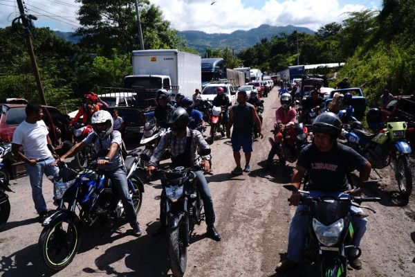 El tráfico vehicular en la CA-4 seguirá lento