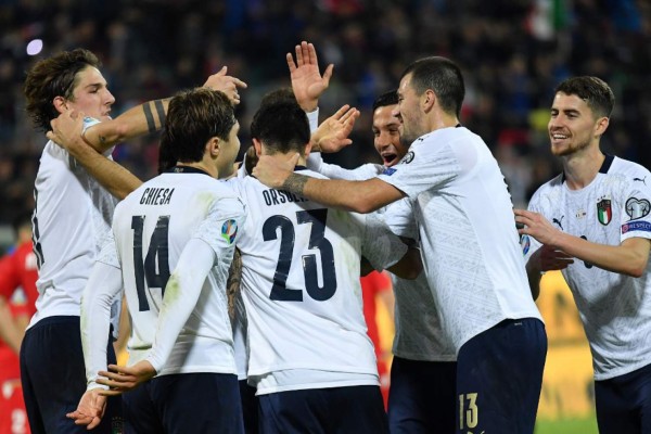 Video: Italia propina paliza y logra campaña perfecta en la clasificación rumbo a la Euro