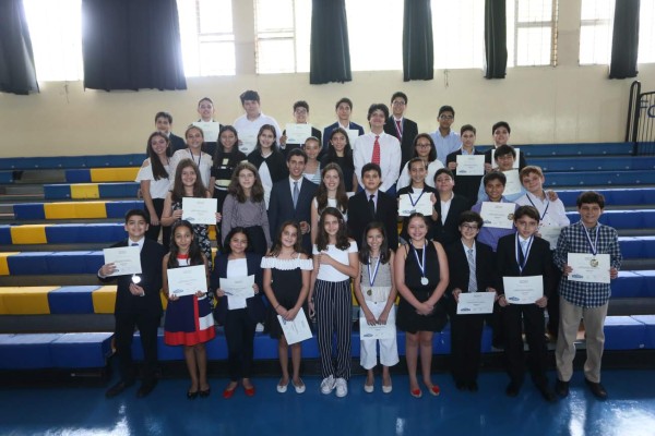 Campamento que forma líderes