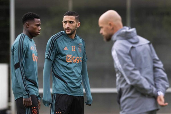 El Chelsea fichará a Ziyech en verano por 45 millones, según la prensa holandesa