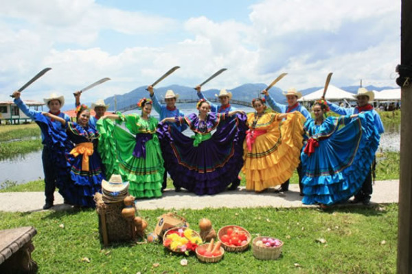 Fiesta catracha en EUA