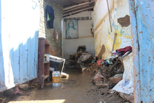 Suben a 16 los muertos y 17 desaparecidos por las lluvias en Venezuela