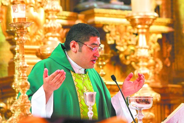 Iglesia Católica pide unidad para vencer el mal