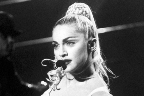 Madonna realizó la exitosa gira 'Blond Ambition' en 1990.