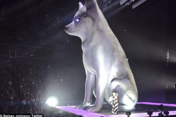 Miley Cyrus cancela concierto 30 minutos antes del show