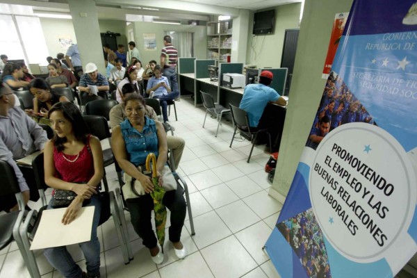 Tatuajes dejan sin trabajo a hondureños deportados