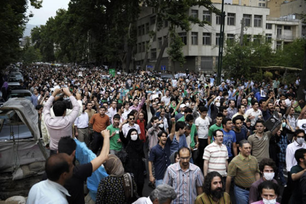 Mahmud Ahmadinejad, un presidente controvertido