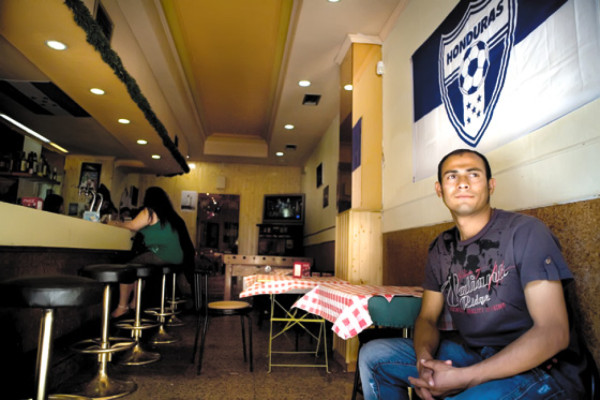 Error separa a sus hijos de una maltratada hondureña