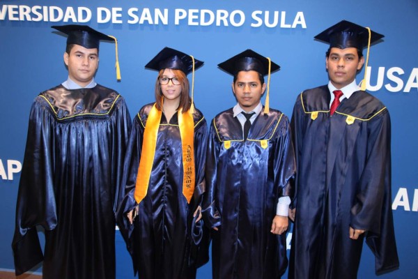 Graduación de la Universidad de San Pedro Sula