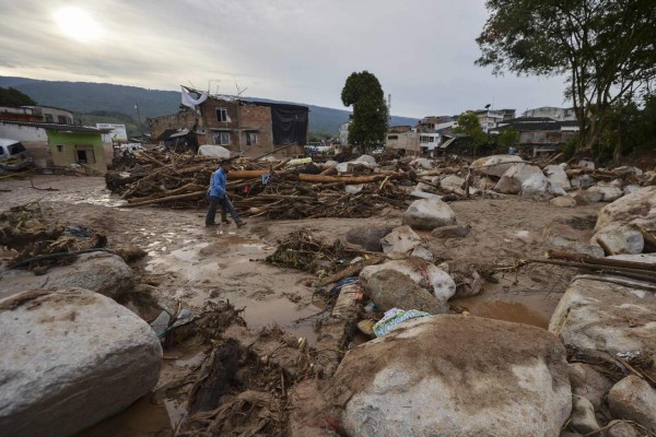 Desolación, destrucción y muerte: el drama después de la tormenta en Colombia