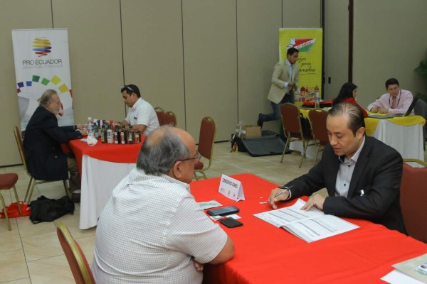 Ecuatorianos motivados con opciones de negocios que encontraron en la zona norte