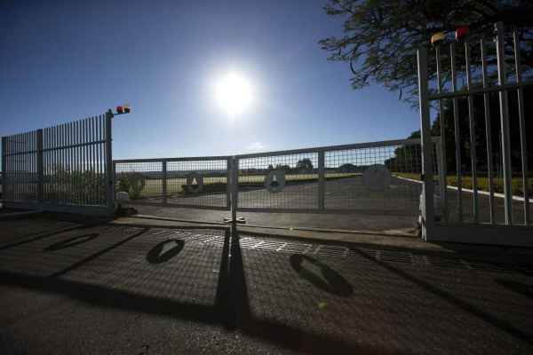 Joven 'ebria' intentó invadir residencia del presidente de Brasil