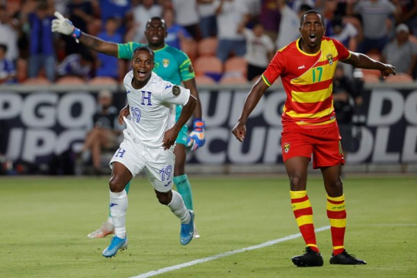 Honduras cumple goleando a Granada y lidera el Grupo D de la Copa Oro