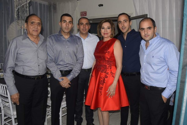 Cumpleaños de Nancy Yacamán de Handal