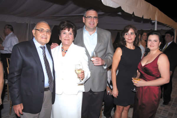 La fiesta del 325 Río Piedras