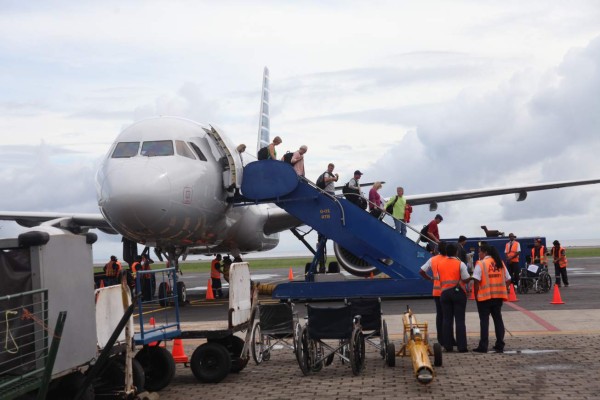 Habilitados 8 aeródromos para vuelos domésticos a Guatemala