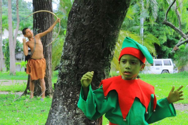 Estatuas humanas, ejemplo de arte, colorido y pasión en Honduras