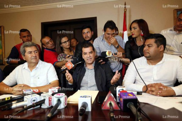 TSE anula expulsión de 17 diputados del Partido Liberal