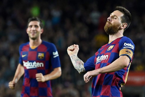 Barcelona goleó al Sevilla y escala el segundo lugar