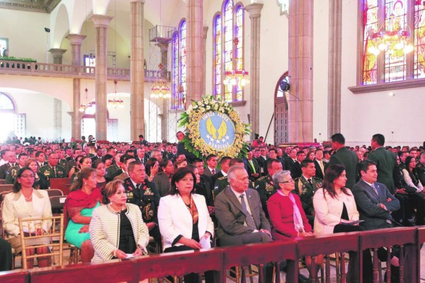 Desarme general, pide Iglesia Católica al Gobierno