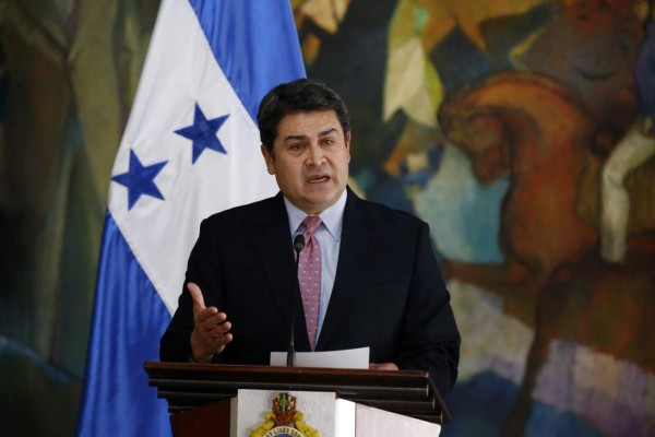 'Bancos deben canalizar capital a la producción”: JOH