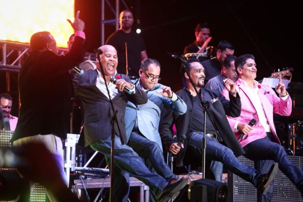 Como una estrella, Jorge Gómez iluminó su homenaje en San Pedro Sula