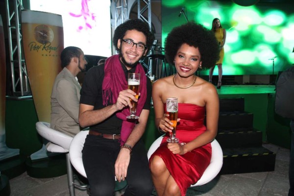 Jorge Villalobos y Massay Crisanto