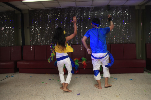 Llegó la hora de aprender a bailar samba