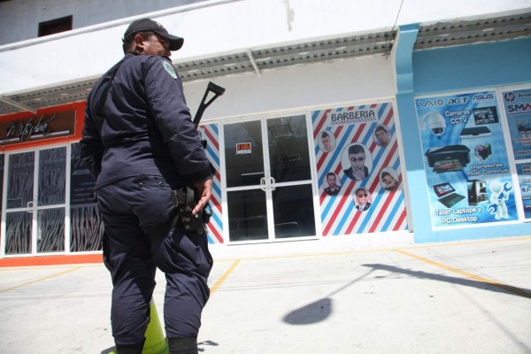 Dueño de negocio sampedrano sale herido en asalto